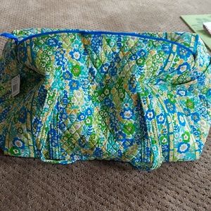 Vera Bradley large duffel English Meadow